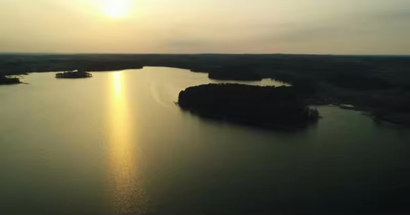 金湖夕阳湖畔黄昏高清背景视频素材 Golden Lake Sunset