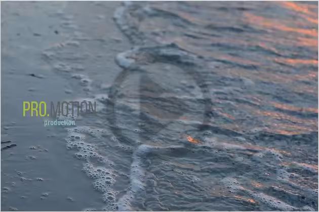 日落海滩海景高清照片素材 Silent Water at the Sea Sunset. HD