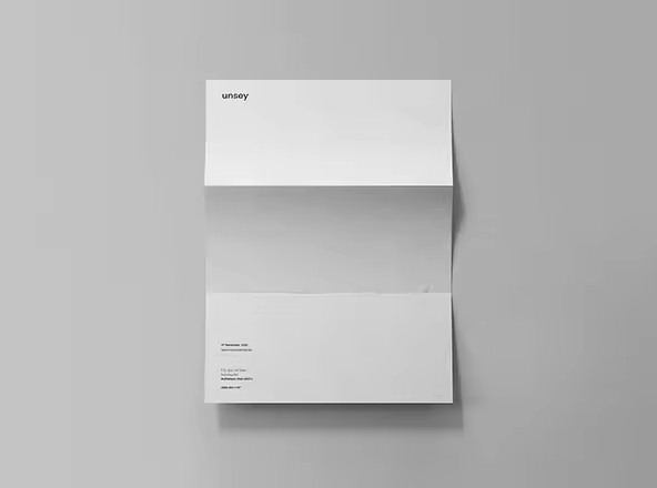 折叠信纸设计预览效果图样机 Folded Letter Mockup